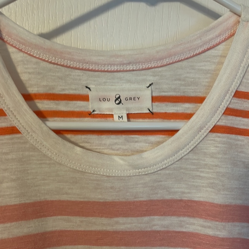 NWOT Lou & Grey t-shirt dress. White with orange stripes. Size medium - Picture 3 of 7